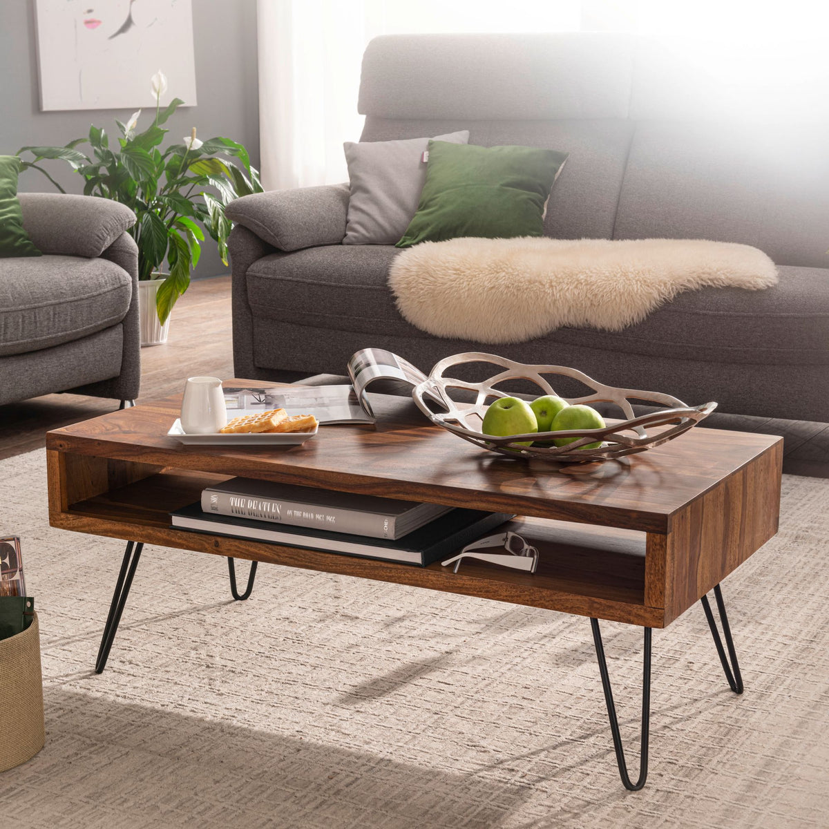 FineBuy Couchtisch Sheesham Massivholz 100 cm – Wohnzimmertisch rechteckig mit Ablage im Industrial Design | Handgefertigter Holztisch auf schwarzen H