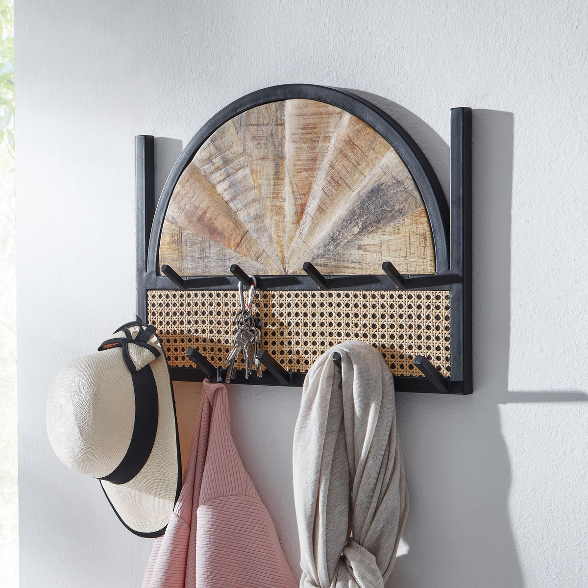 FineBuy Wandgarderobe Mango Massivholz 53 cm - Garderobenpaneel massiv Holz - Wand Garderobenleiste Hakenleiste 9 Kleiderhaken Rattan Wiener Geflecht