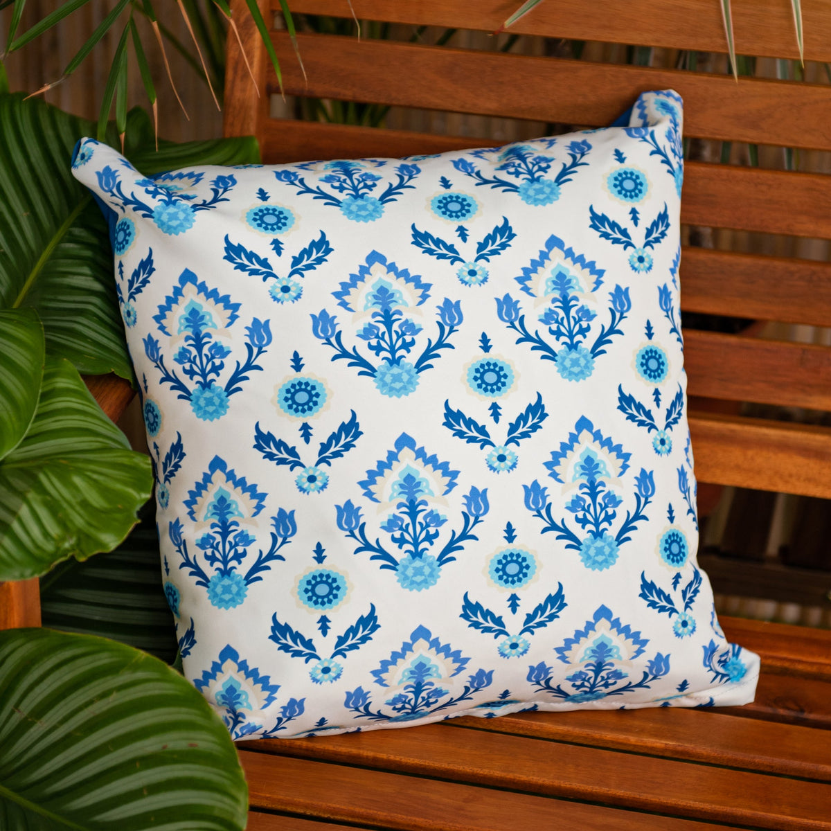Outdoor Water Resistant Decorative Scatter Cushions | Garden Printed Cushion - Blue / 1 Pack
