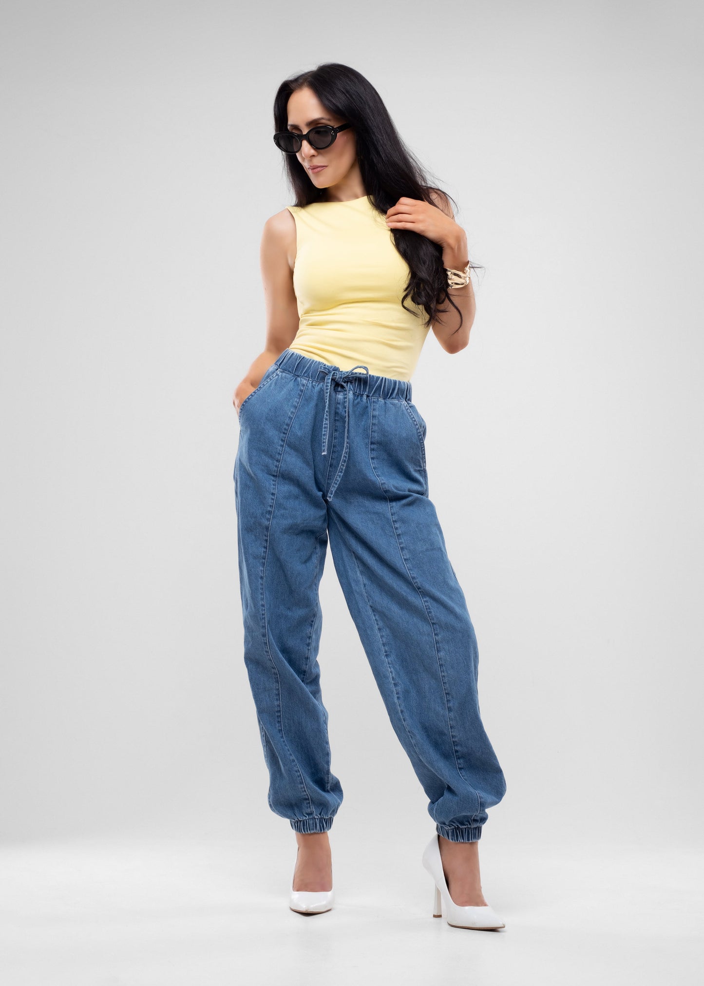 FeatherFlex Baggy Jeans Size 6
