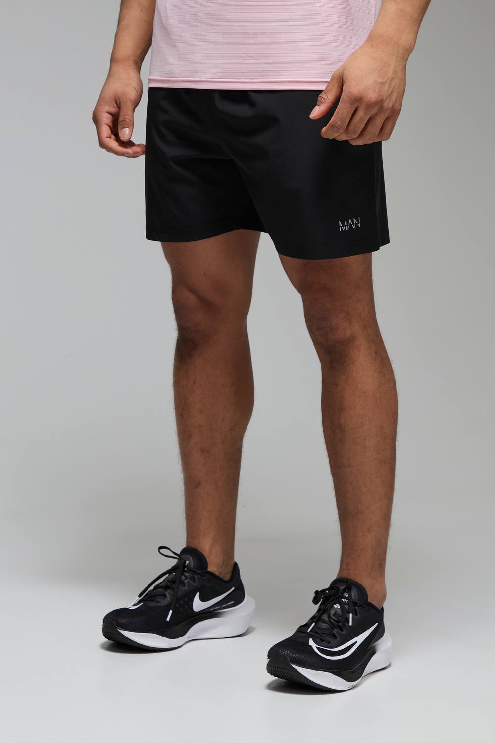 Man Active Regular Stretch Woven 5inch Short | Black | Size Medium