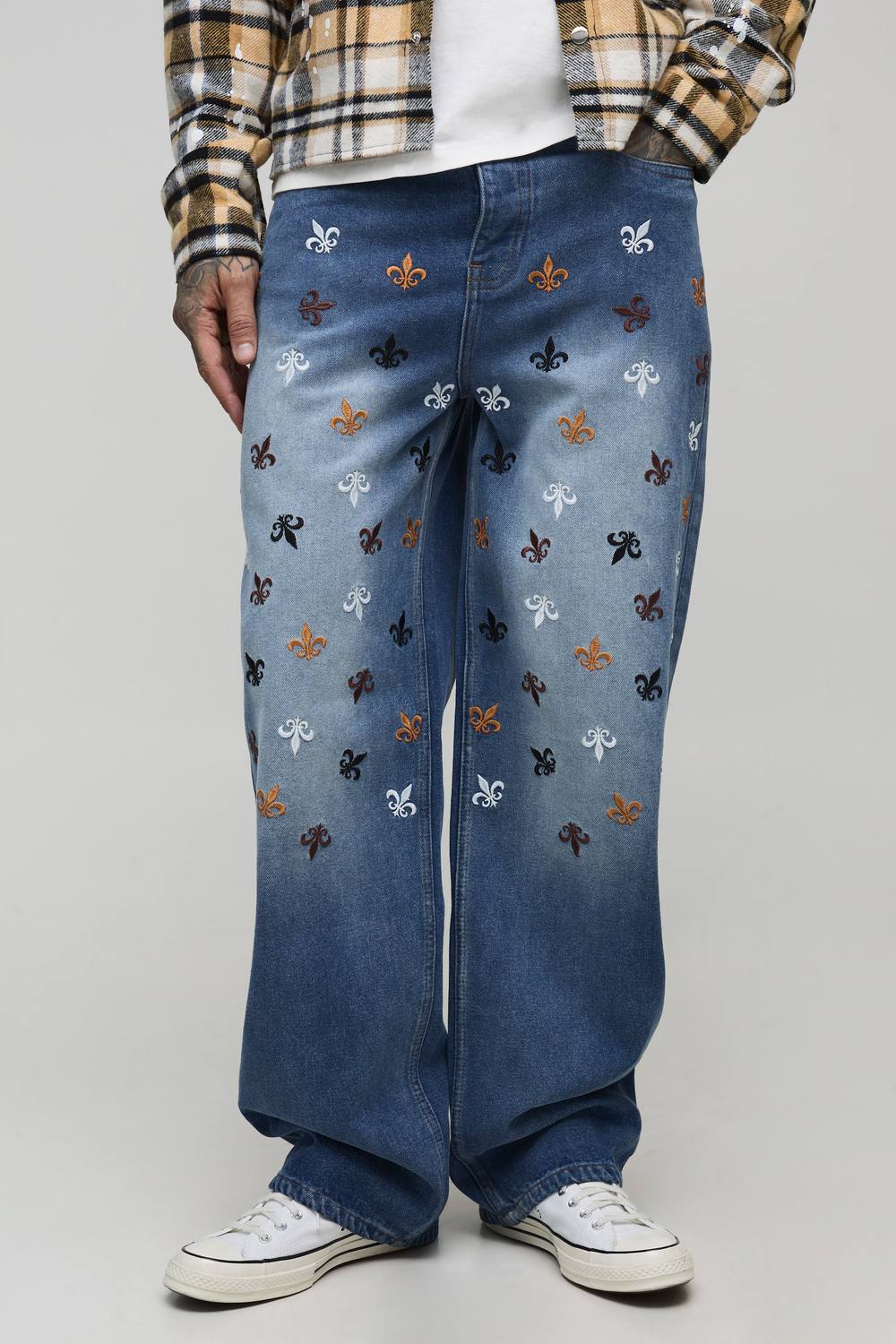 Tall Relaxed Rigid Fleur De Lis Embroidered Jeans | Mid Wash | Size 30
