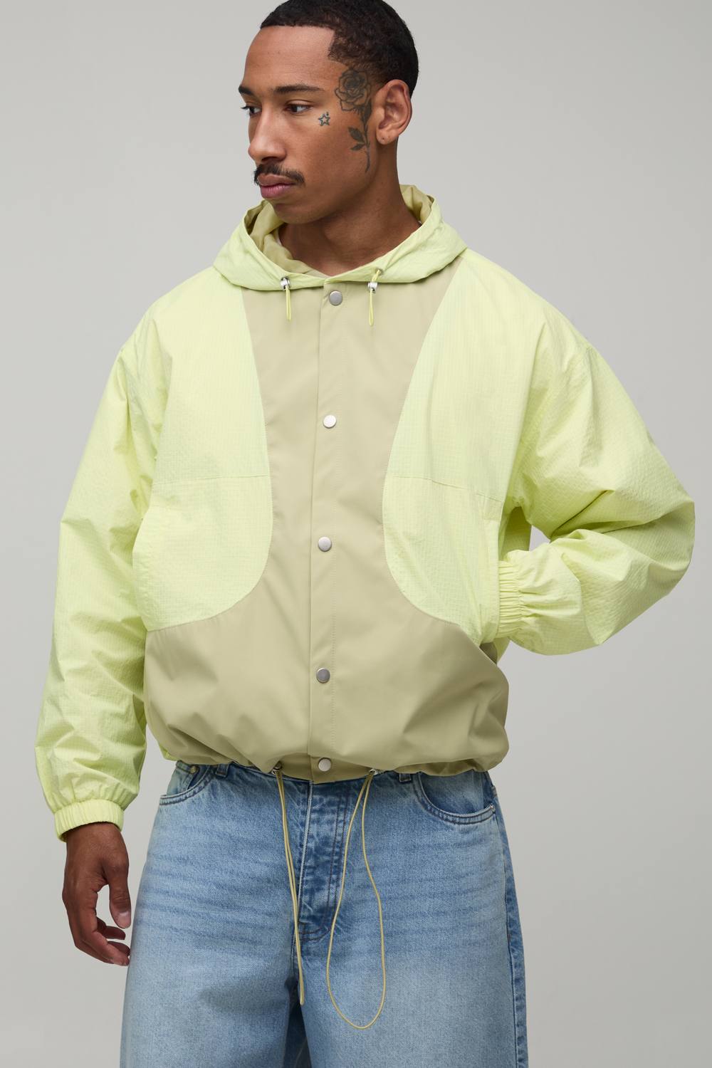Regular Fit Contrast Panel Ripstop Cagoule | Green | Size Medium