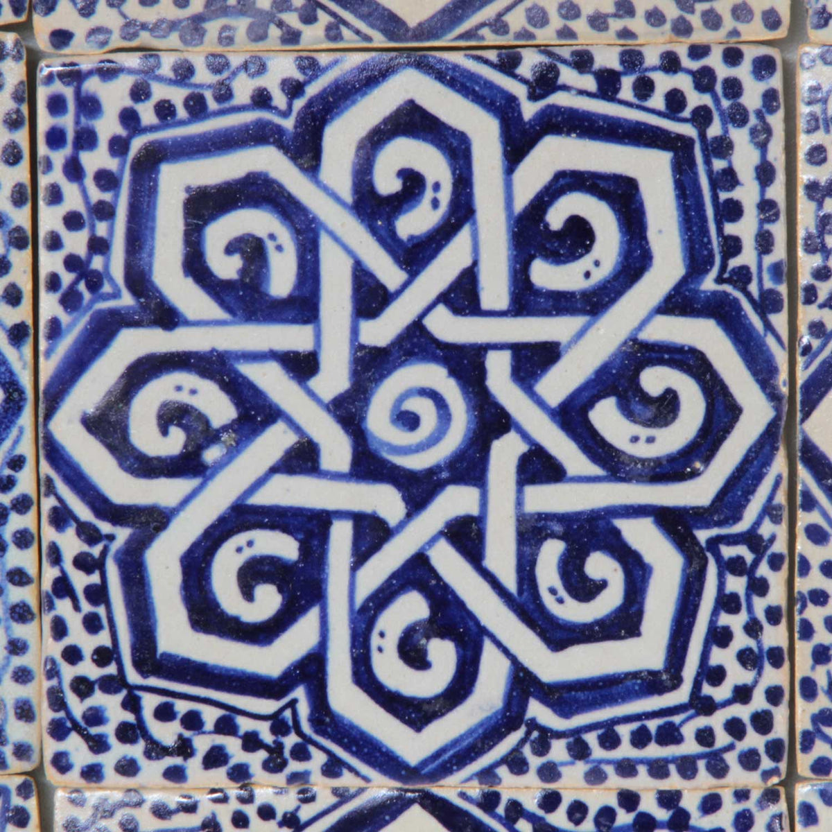 Handbemalte Fliesen 4er-Set 10 × 10 cm – Blau-Weiß