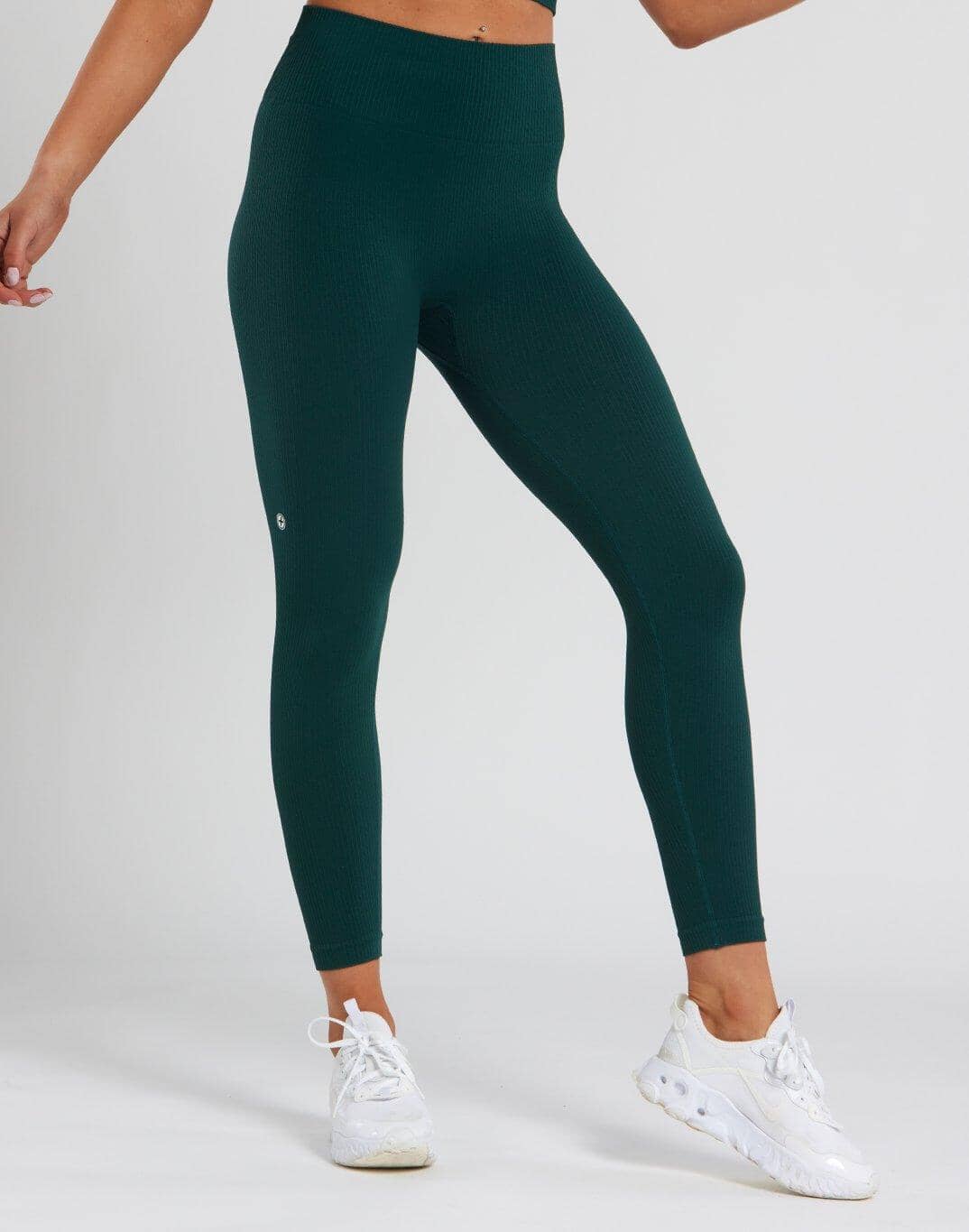 Womens Lotus Rib Knit Legging in Wild Green - M/12 / Wild green