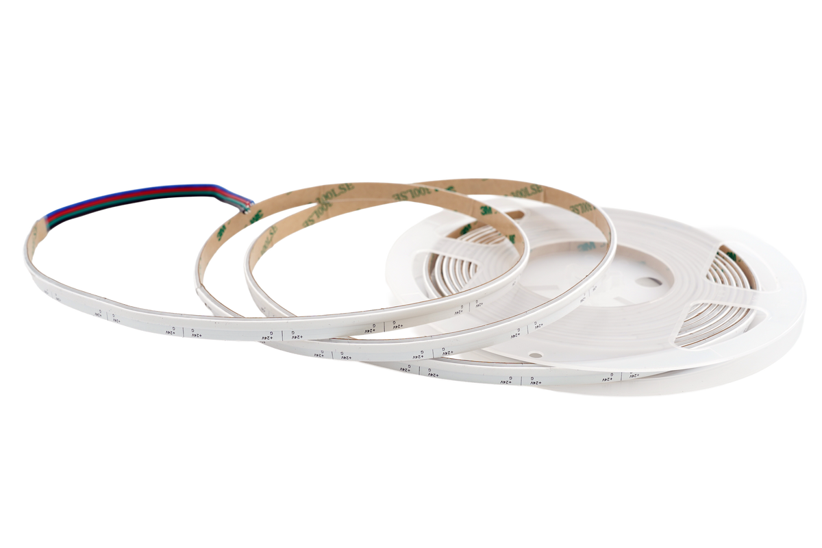 Side View COB RGB LED Streifen 8 mm – 630 LEDs/m, 24 V, 10 W/m, seitliche Abstrahlung