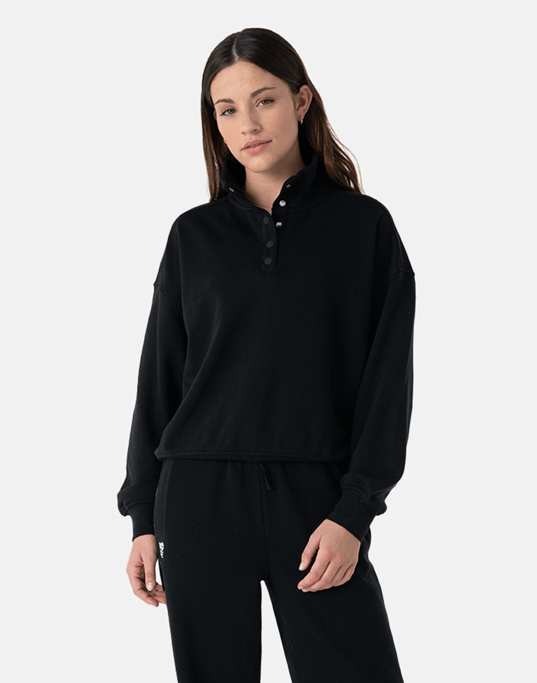 Venice Snap Collar Sweatshirt in Black - S/10 / Black