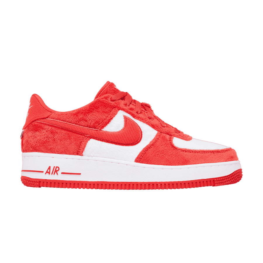 Air Force 1 Low GS Valentine's Day Fleece - 32 / Standard