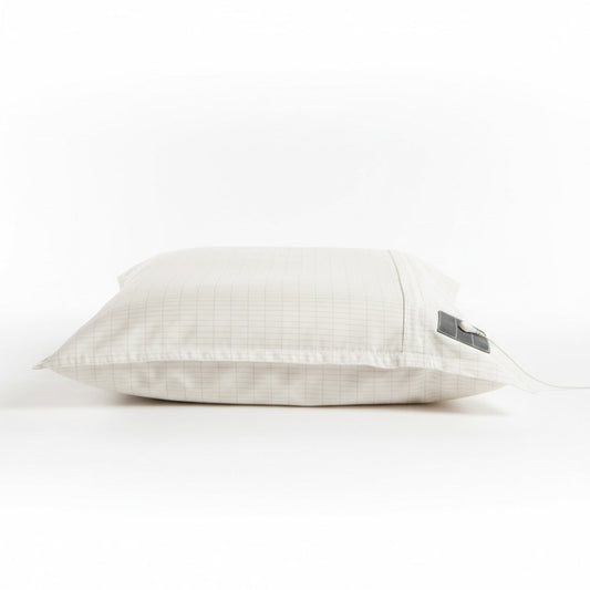 EarthTouch Grounding Sleep Pillow - White