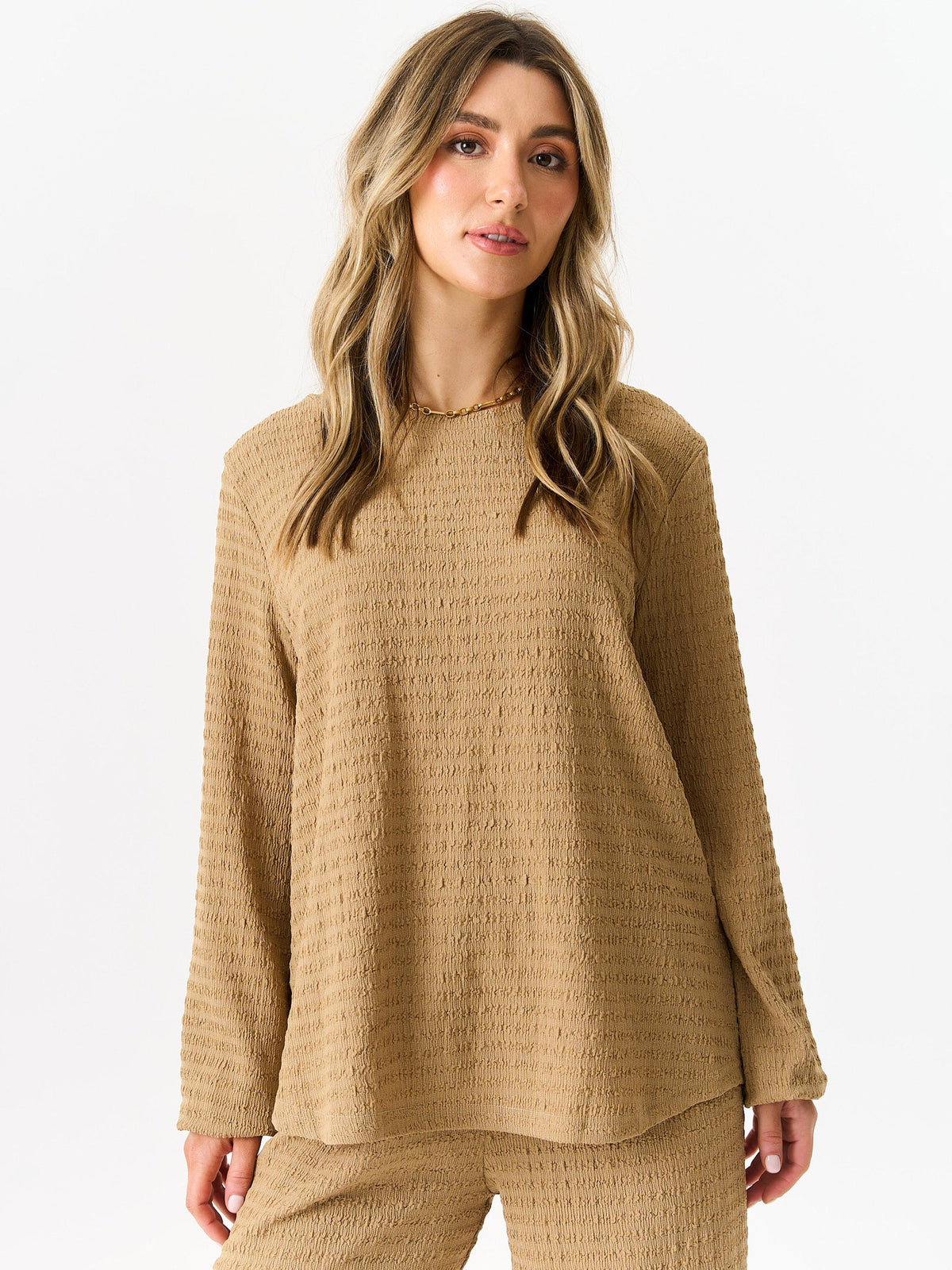 Camel Textured Long Sleeve Oversized Top - S-M (UK 8-10/US 4-6/EU 36-38) / Camel