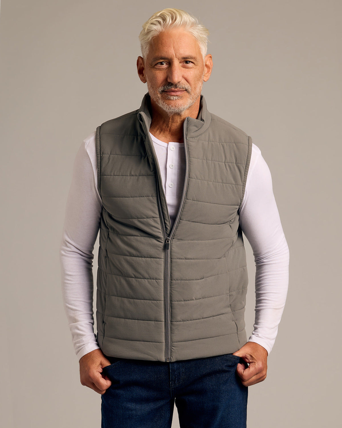 True Classic Carbon Gray Puffer Vest 2.0 | Small