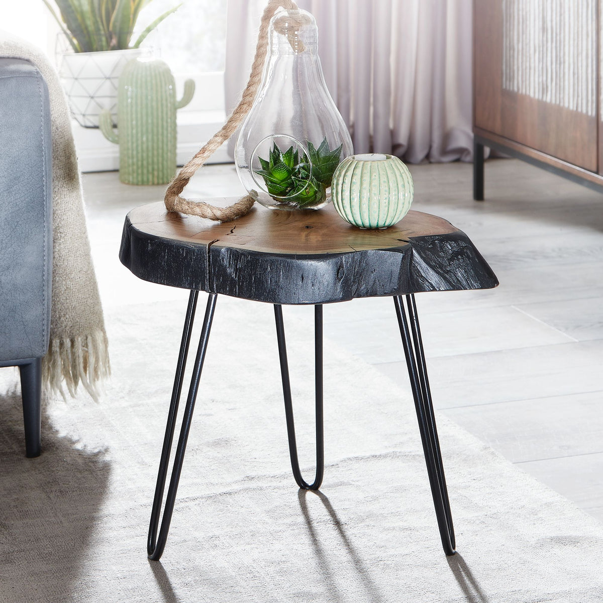 FineBuy Beistelltisch Akazie Massivholz / Metall Industrial 40x40x32cm Baumkante, Wohnzimmertisch Sofatisch Massiv Haarnadelbeine, Kleiner Anstelltisc