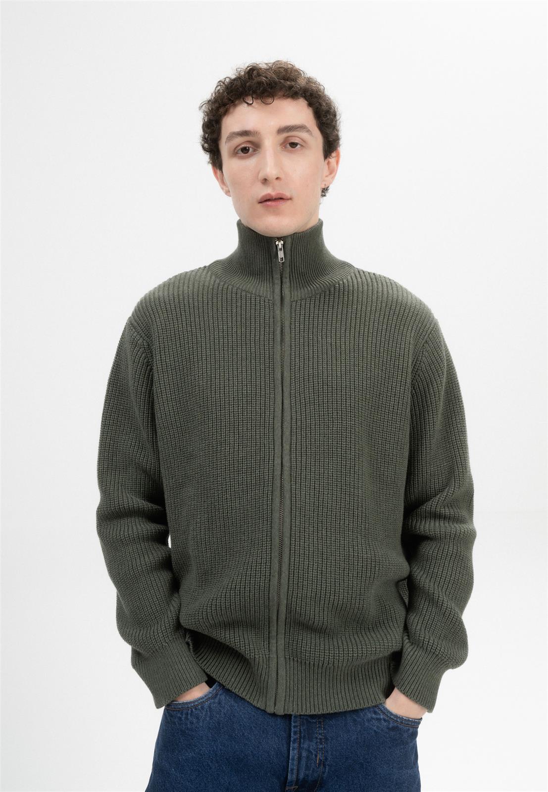 Rippstrick Jacke Modell: Taksh
