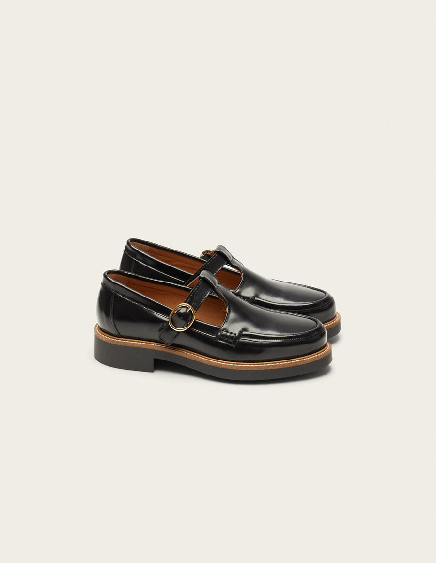 Leder-Derbies Modell: Carmen