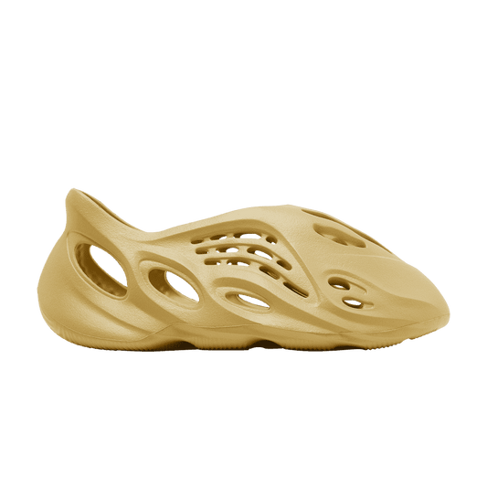 Yeezy Foam RNNR Sulfur - 37 / Standard