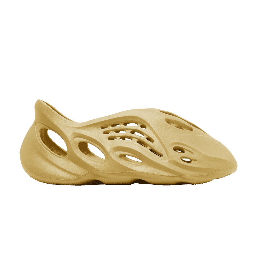 Yeezy Foam RNNR Sulfur - 37 / Standard