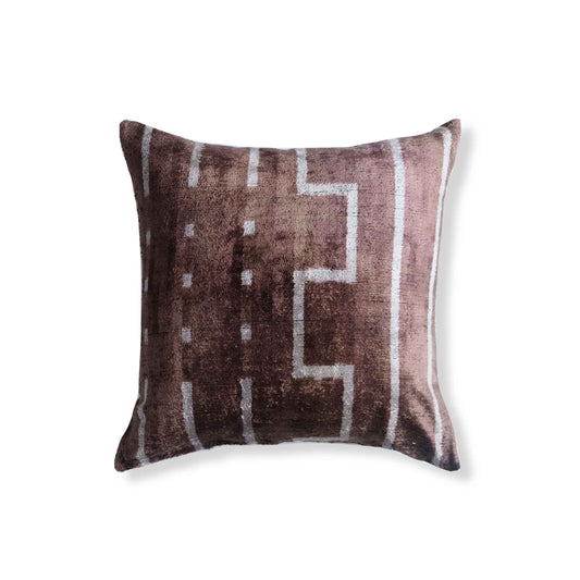 Bek Silk Ikat Pillow - 20" x 20" / Pink