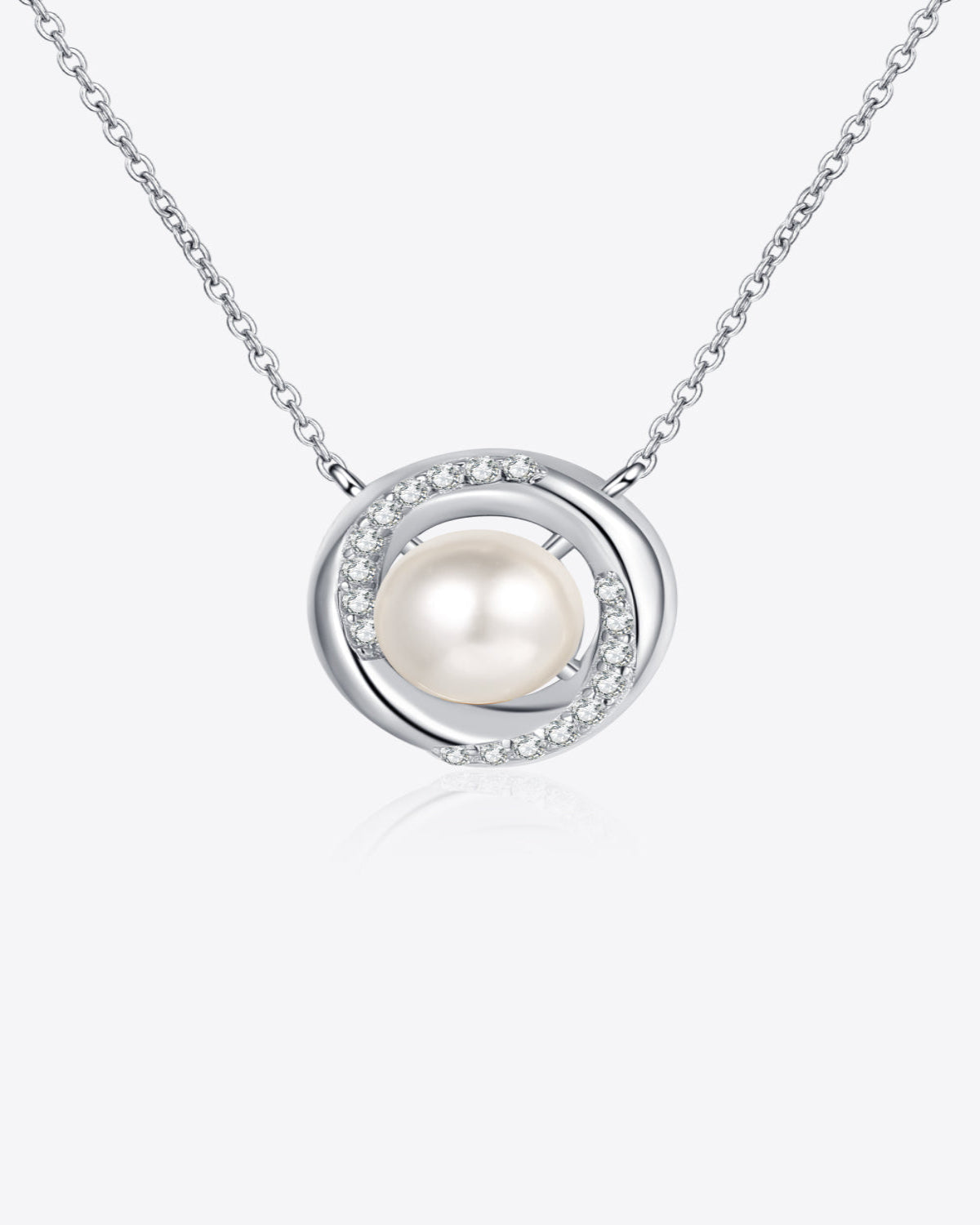 0.18 Carat Diamond Pearl Pendant Necklace