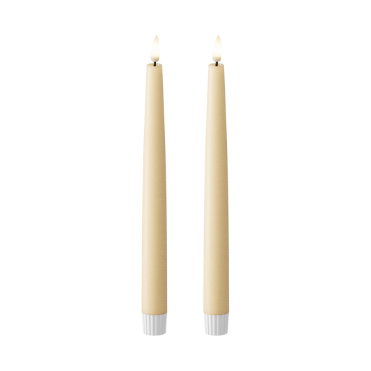 LED Stabkerzen 2 Stk., Ø 2,2 x 25 cm Leicht Karamell