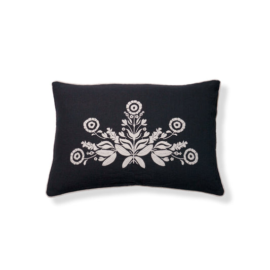 Medallion Pillow - 16" x 24" / Black