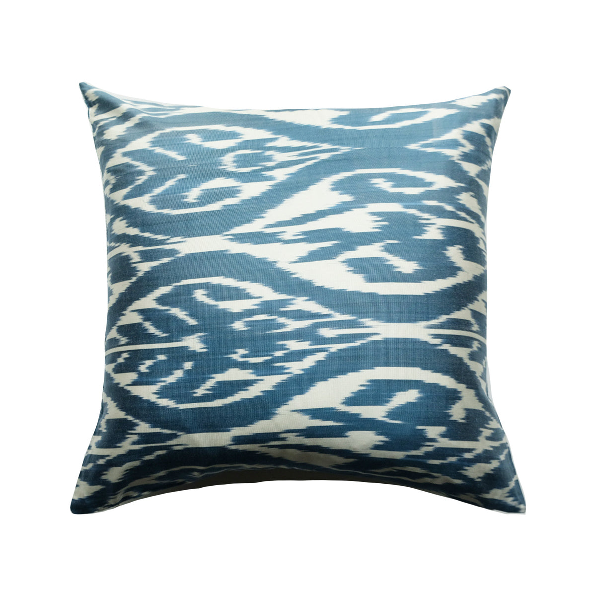 Egil Silk Ikat Pillow - 20" x 20" / Blue