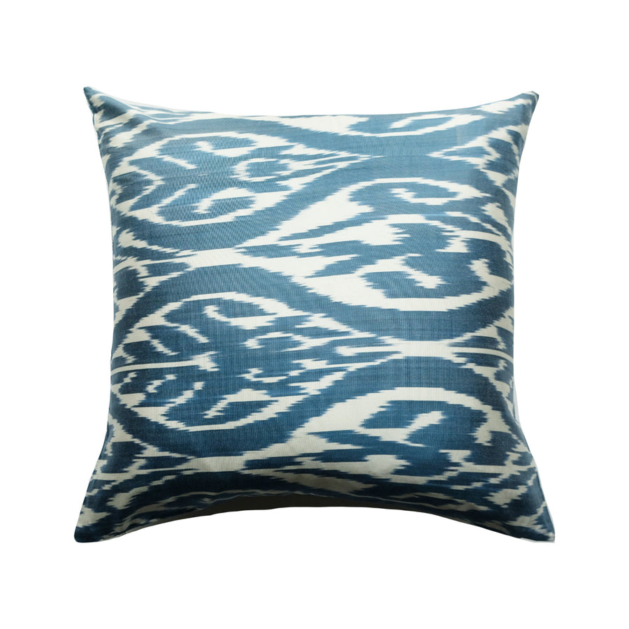 Egil Silk Ikat Pillow - 20" x 20" / Blue