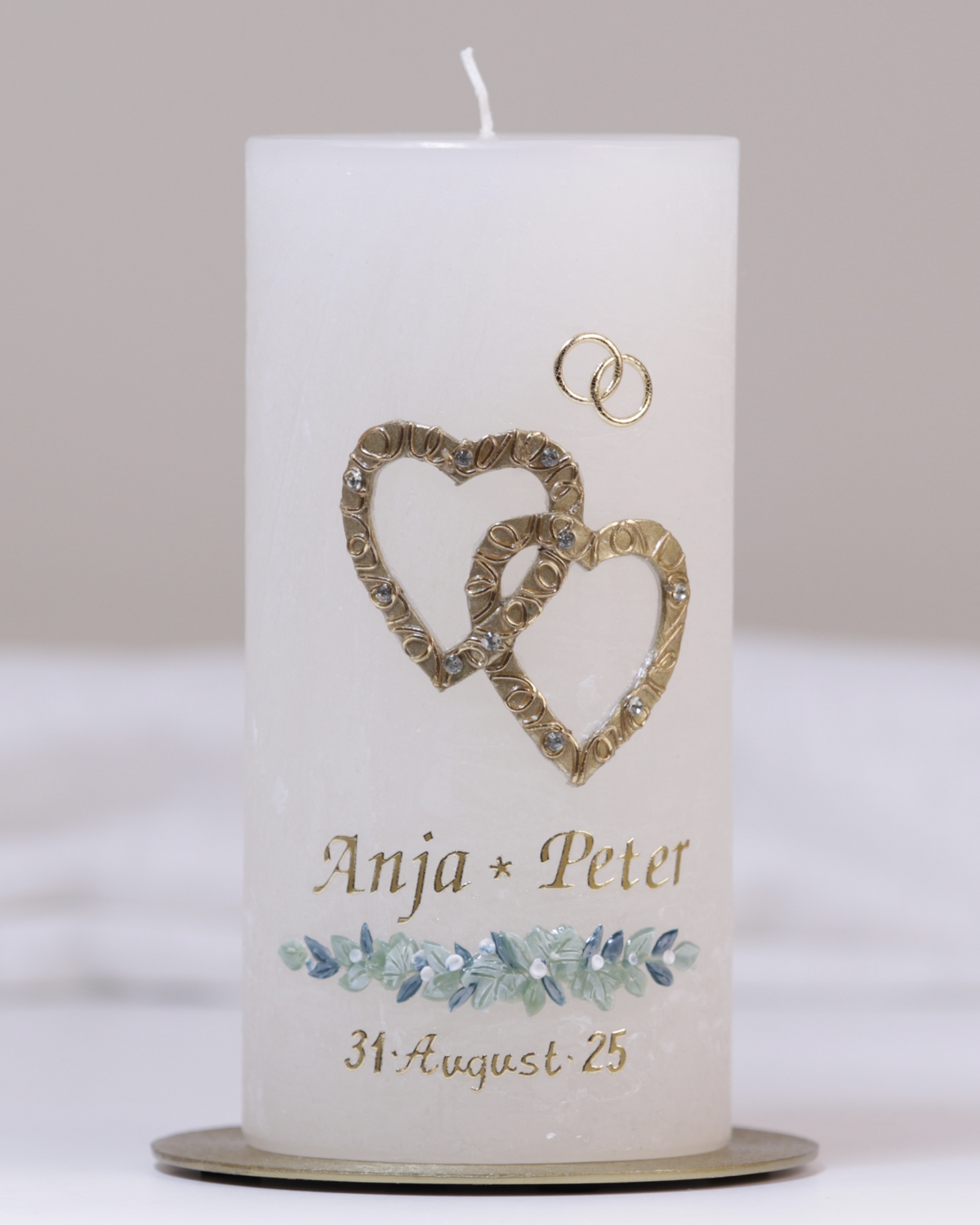 Hochzeitskerze „Anja & Peter“ elfenbein – personalisiert mit Namen & Datum