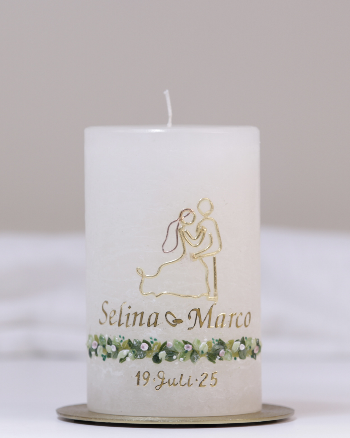 Hochzeitskerze „Selina & Marco“ elfenbein – personalisiert mit Namen & Datum