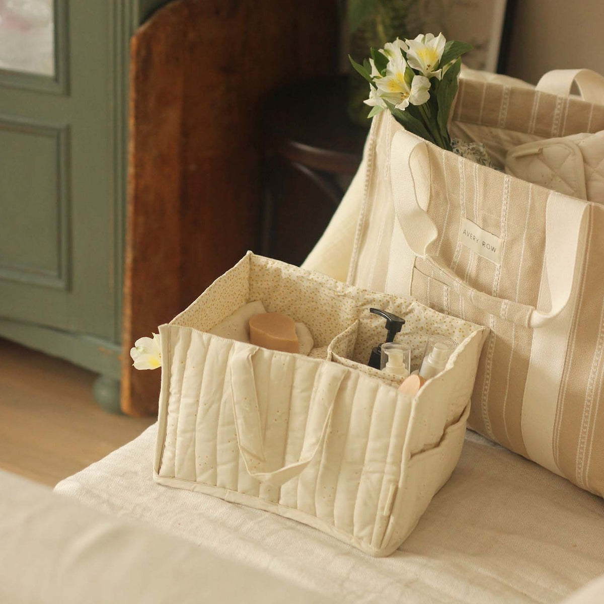 Nappy Caddy - Wild Chamomile