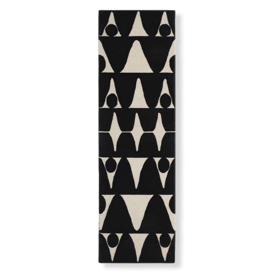 Titan - 2'6" x 12' / Black Beige