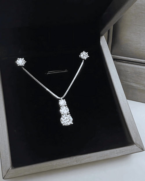 Best Trending Diamond Necklace Stud Earrings Set Gift on Sale for Women, Lady, Mother, Wife