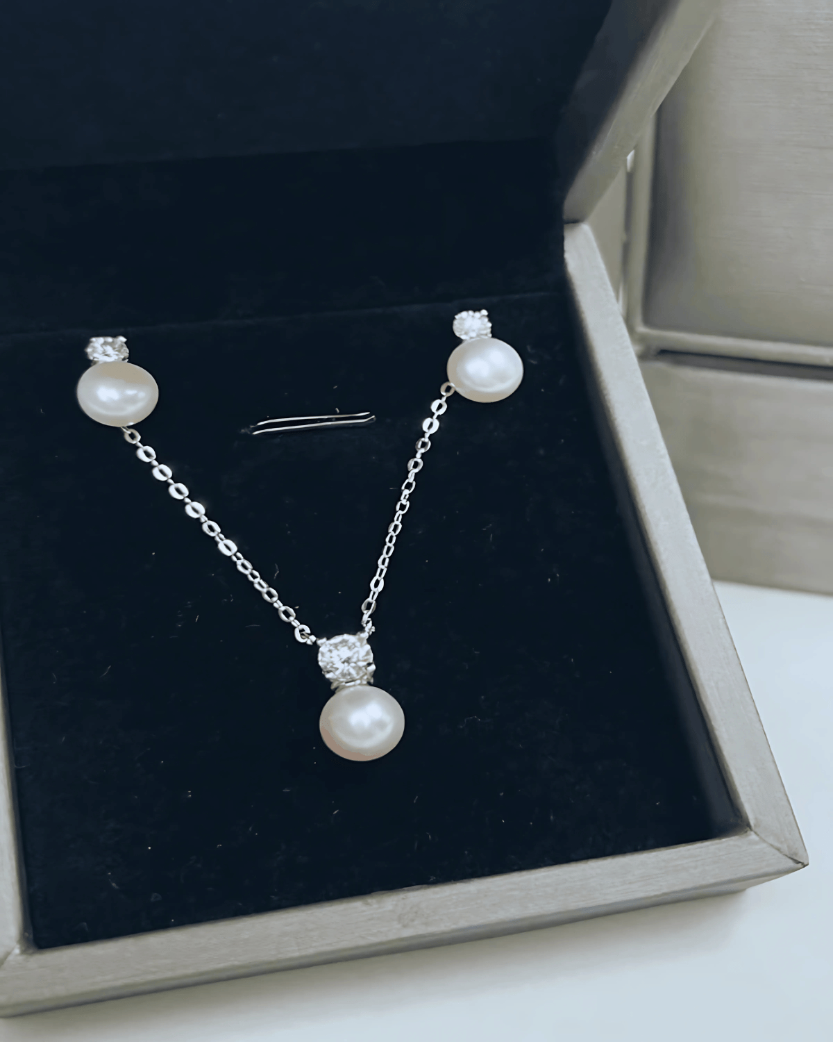 Diamond Pearl Pendant Necklace + Pearl Stud Earrings Jewelry Bundle Set