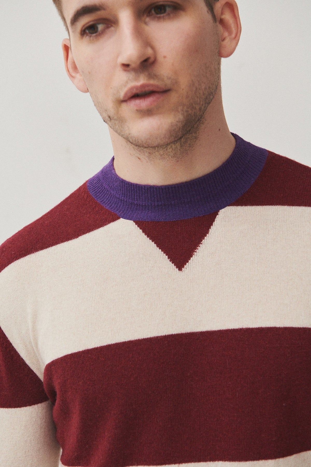 Claude | Red / Ivory | | Size: L