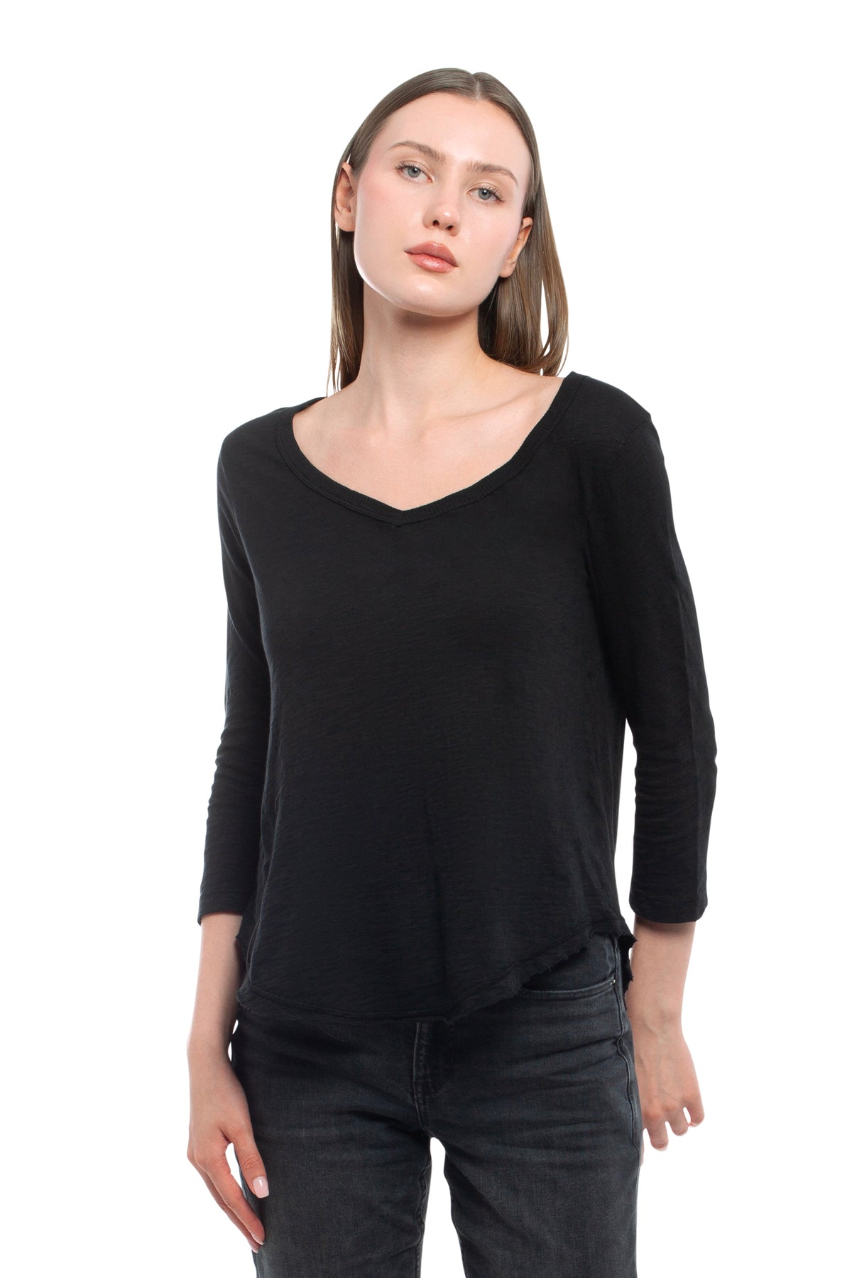 3/4 Sleeve V-Neck Shirttail - Black / XS