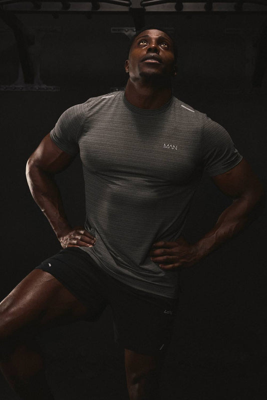Men's Active Engineered Performance Regular Fit Gym T-Shirt | Charcoal | Size Medium | BOOHOOMAN