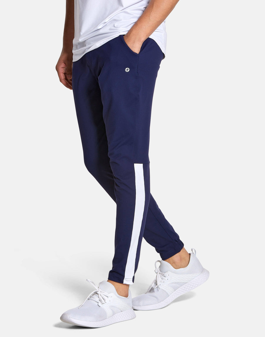 Bua Jogger in Navy - Small / Navy