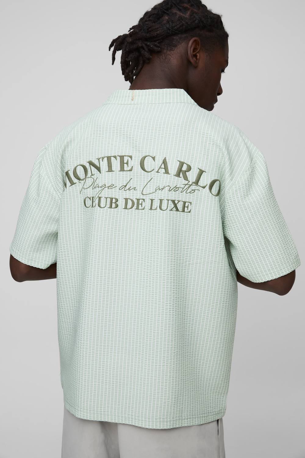 Men's Oversized Embroidered Stripe Seersucker Revere Shirt | Green | Size Large | BOOHOOMAN