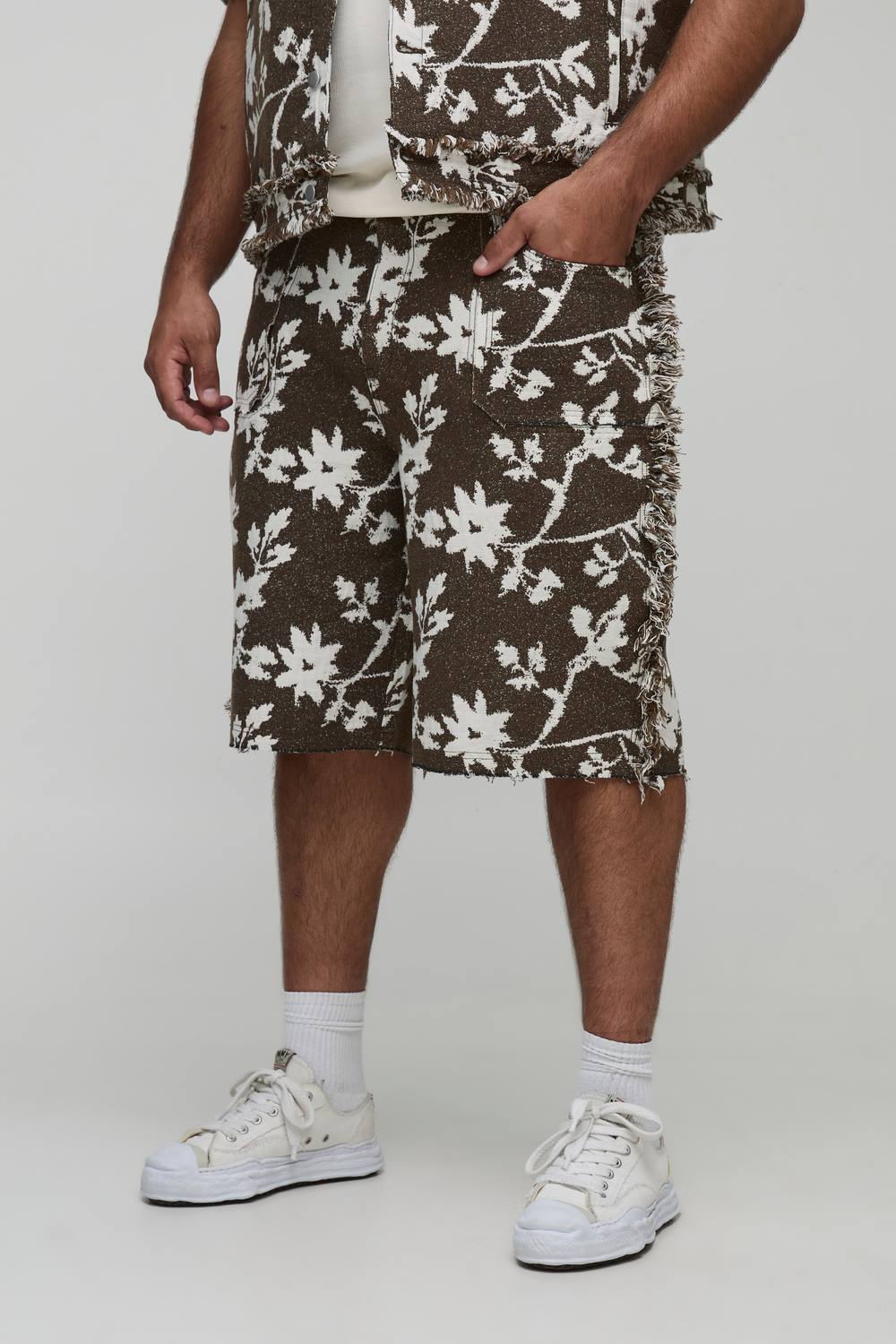 Plus Floral Tapestry Relaxed Fit Shorts | Chocolate | Size 38