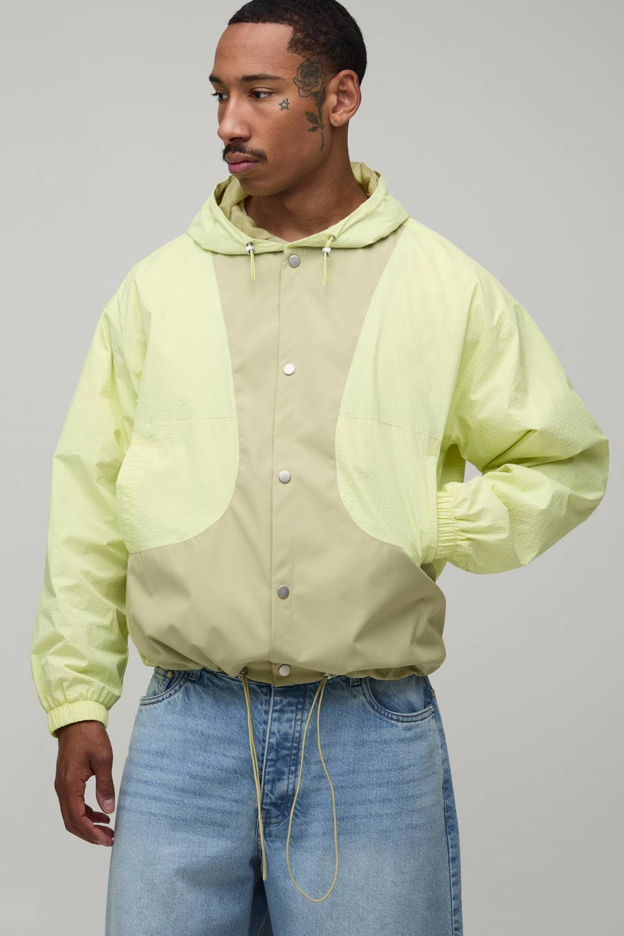 Regular Fit Contrast Panel Ripstop Cagoule | Green | Size Medium