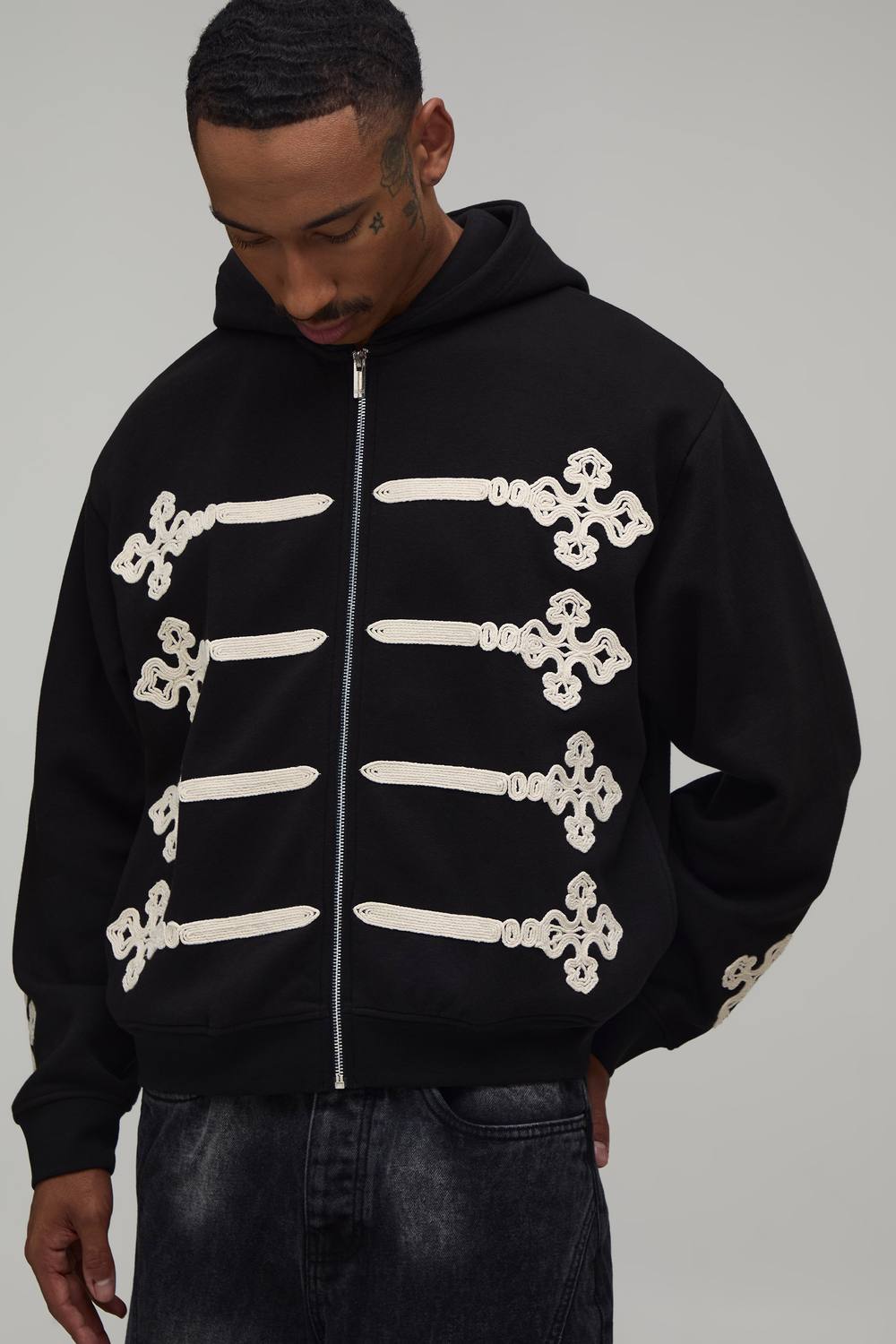 Oversized Boxy Embroidered Zip Through Hoodie | Black | Size Medium