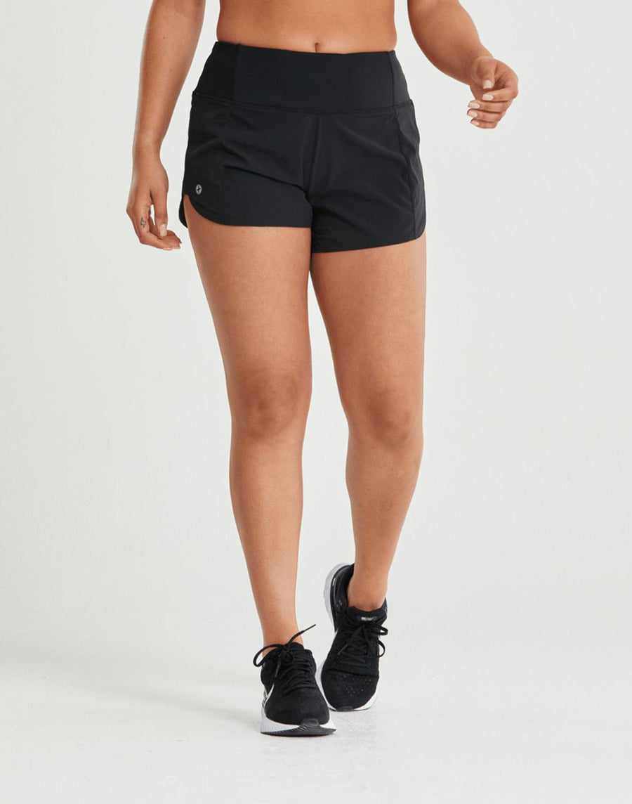 Contender 4" Shorts in Black - XS/8 / Black
