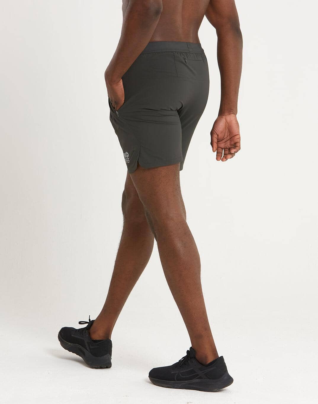Evolution Short in Khaki - Small / Khaki