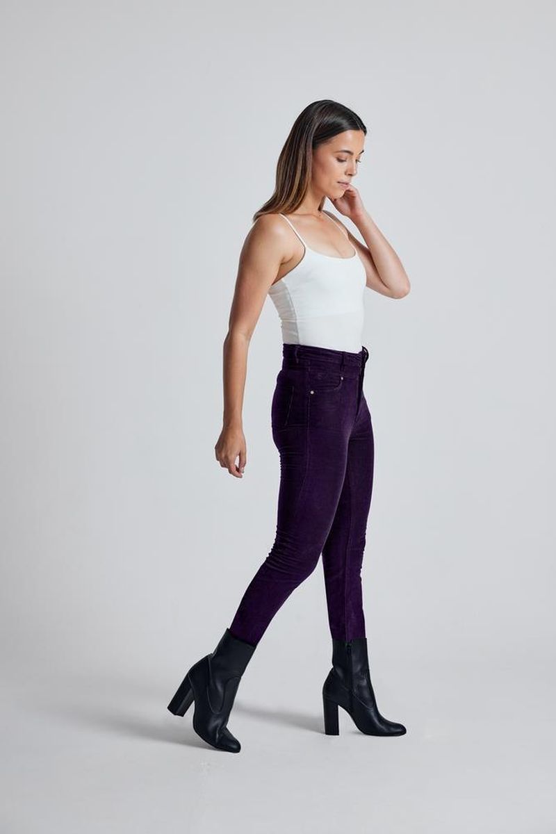 High Waist Cordhose Modell: Nina