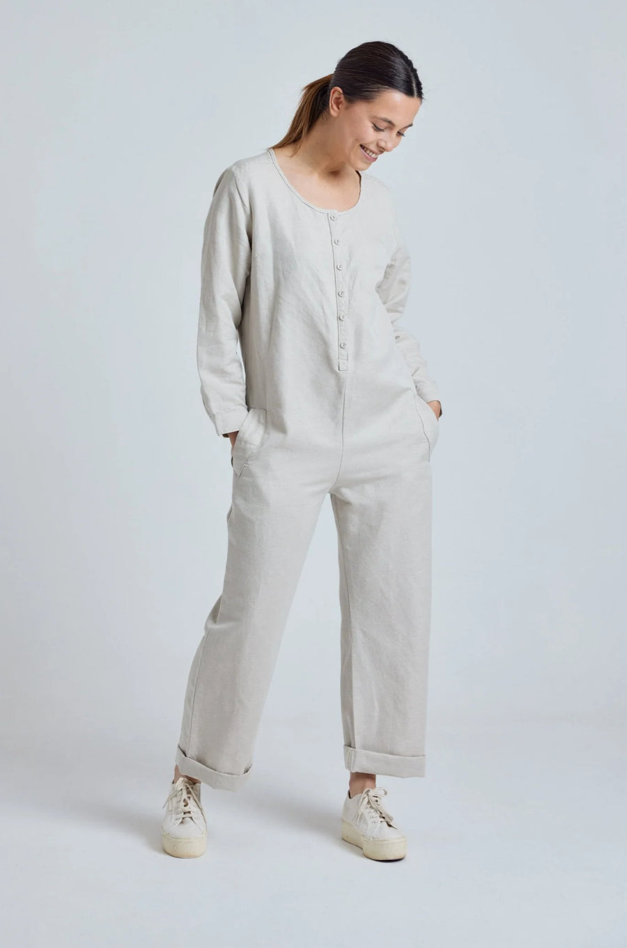 Leinen Jumpsuit Modell: Clara