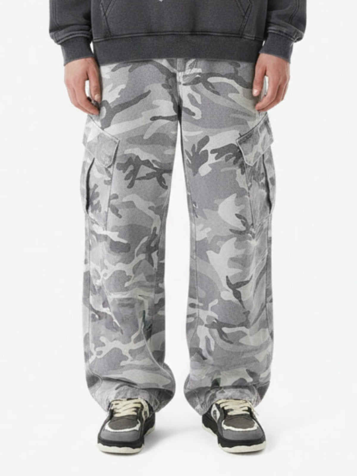 Snow Camouflage Machete Wide-Leg Cargo Barrel Pants - 2548 - Classic Camouflage / S