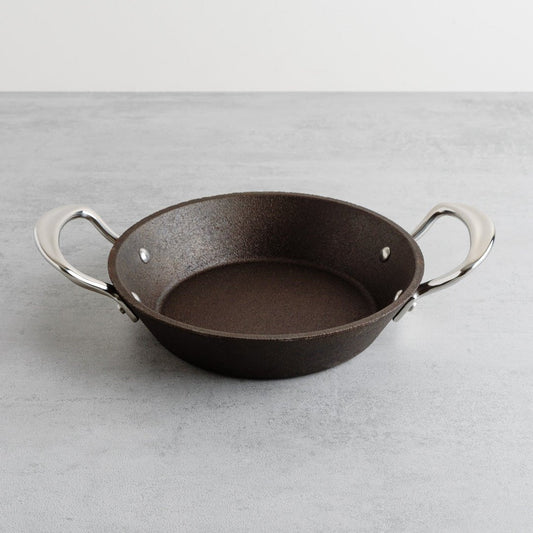 Samuel Groves Recycled Cast Iron Two-Handled Skillet, 20cm 20cm – Lifetime Guarantee